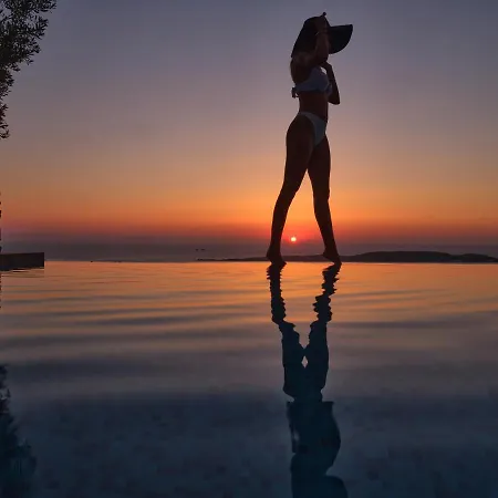 Infinity Sea View Cosy With Private Pool Páros